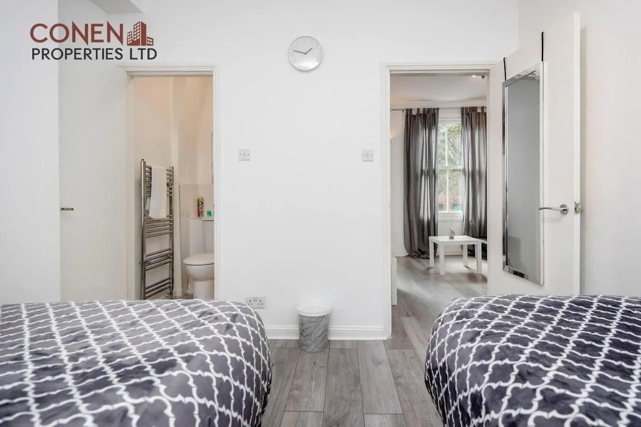 Stunning 1-Bed Apartment In London Lewisham 0*,